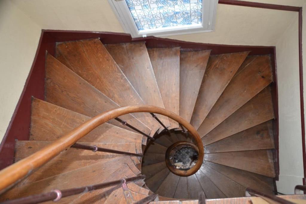 Le Gite Du Sorcier 89 Avallon Buitenkant foto